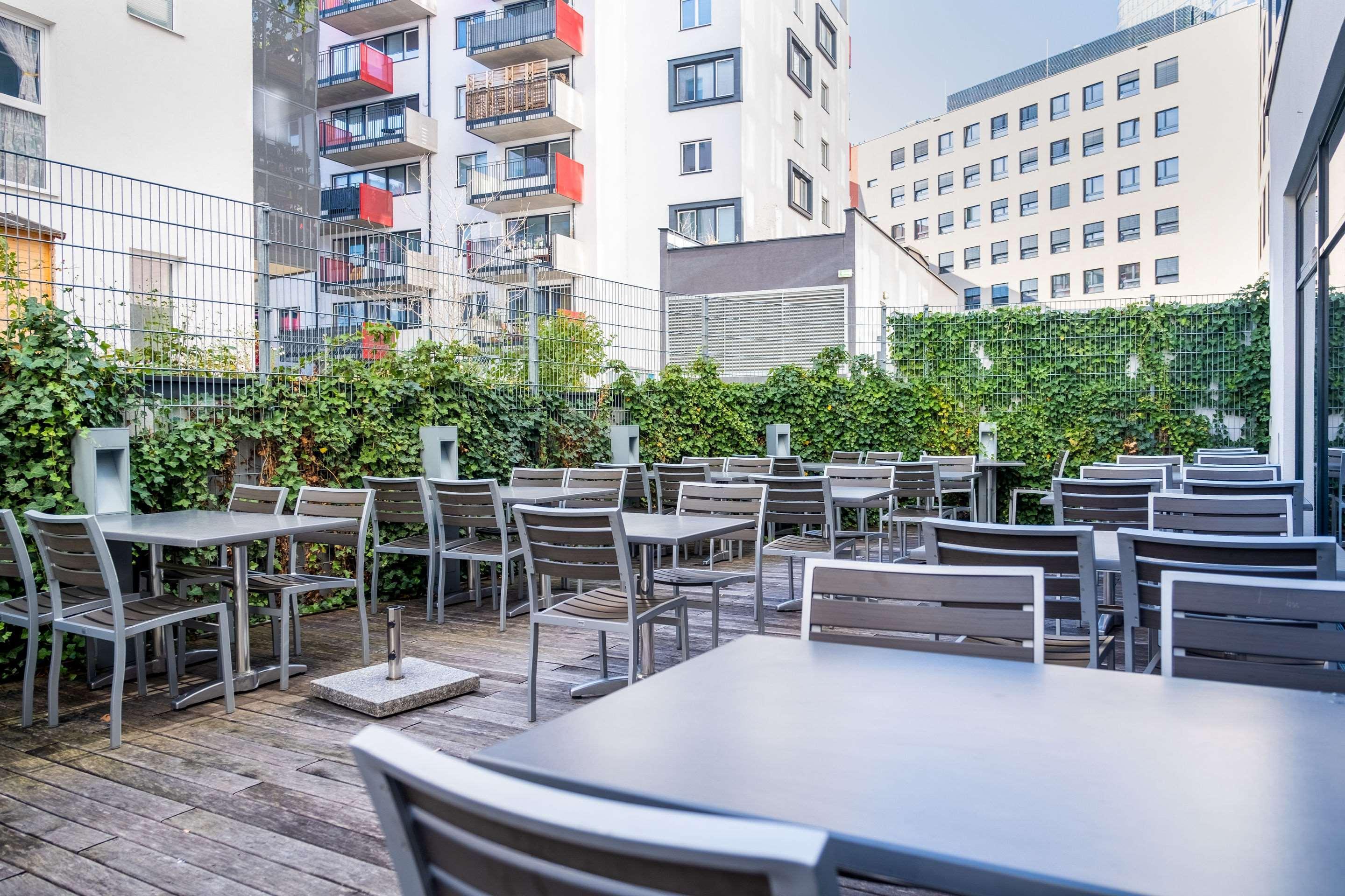 Leonardo Hotel Vienna Hauptbahnhof Екстер'єр фото