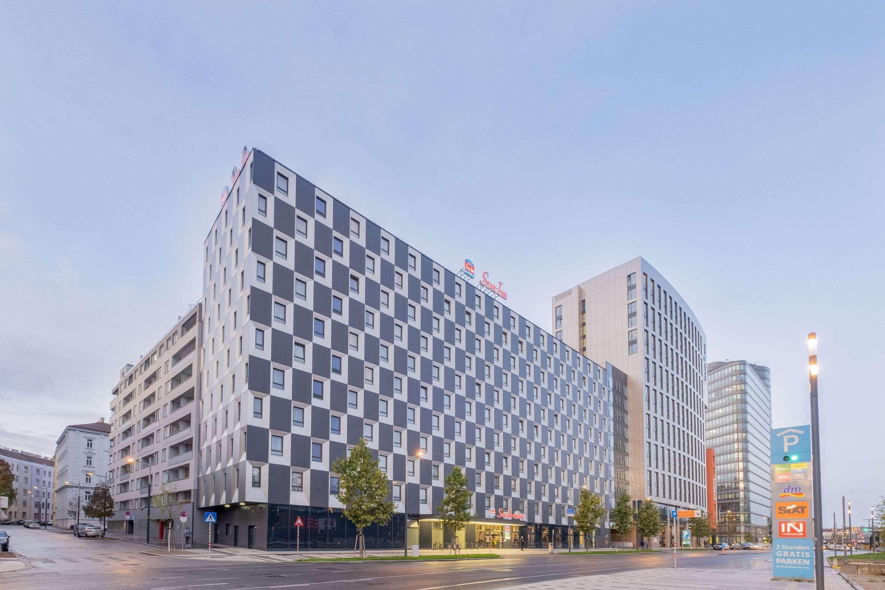 Leonardo Hotel Vienna Hauptbahnhof Екстер'єр фото